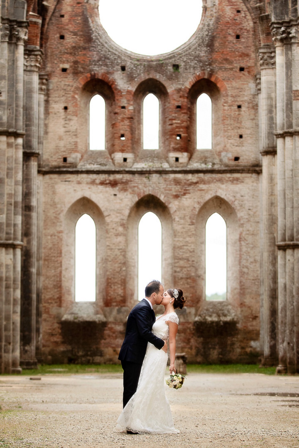Wedding in San Galgano